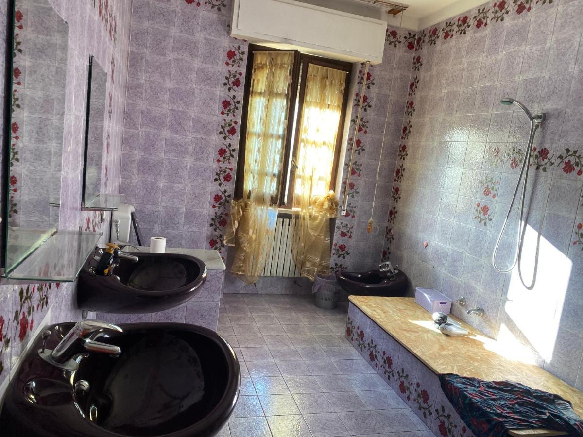 Zona Pirri Casa Notte A Cagliari Hotell Exteriör bild